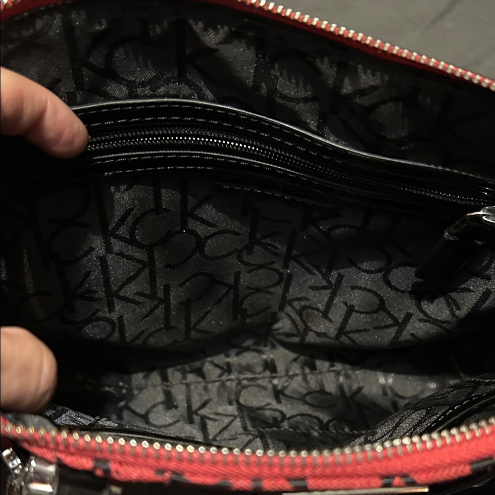 Calvin Klein Red and Black Logo Shoulder Bag - Picture 6 of 9